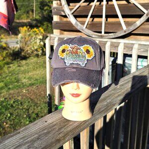 Ladies Gray Cow in Truck with Flowers BLING Hat NEW No Tags